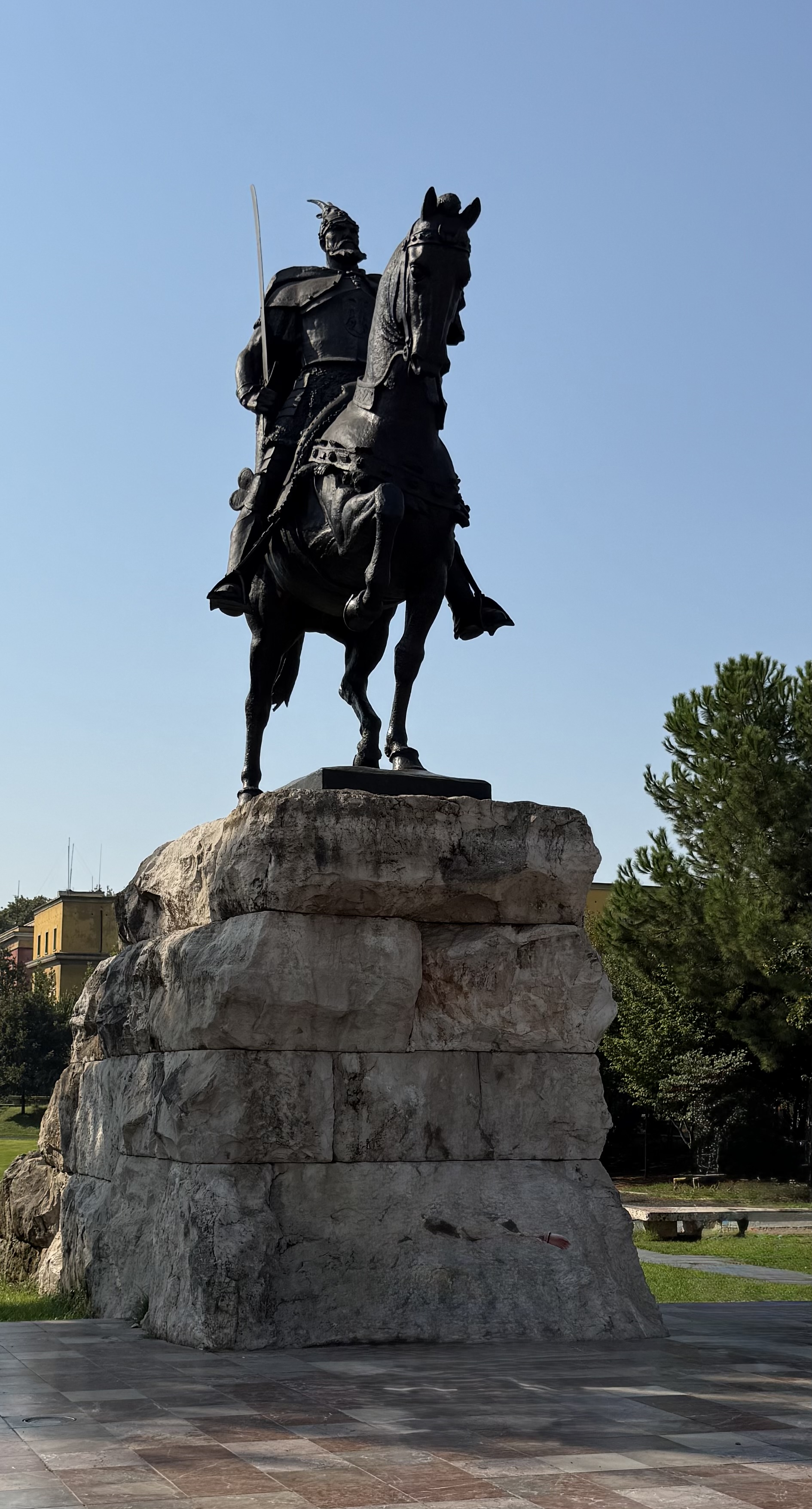 Albanien